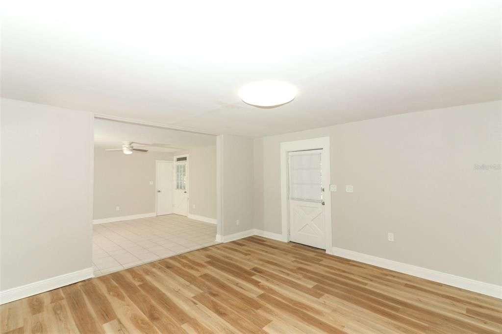 For Rent: $3,000 (2 beds, 2 baths, 1198 Square Feet)