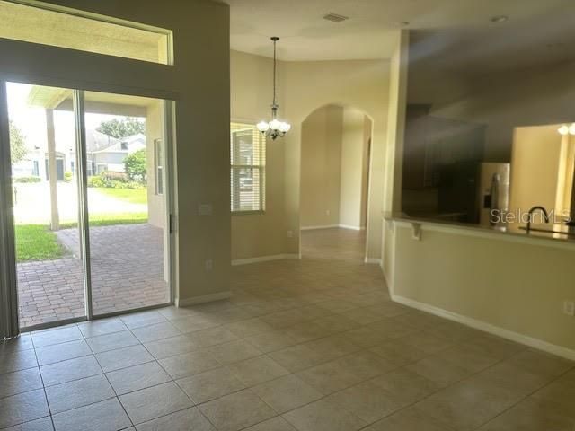 For Rent: $2,500 (4 beds, 2 baths, 2759 Square Feet)