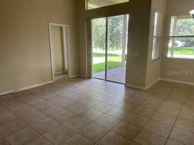 For Rent: $2,500 (4 beds, 2 baths, 2759 Square Feet)