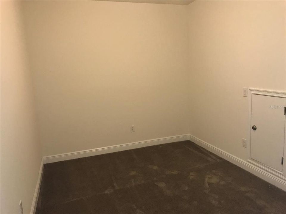 For Rent: $3,500 (3 beds, 2 baths, 1962 Square Feet)