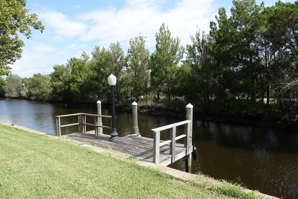 WATERFRONT W/DOCK CONDOMINIUM