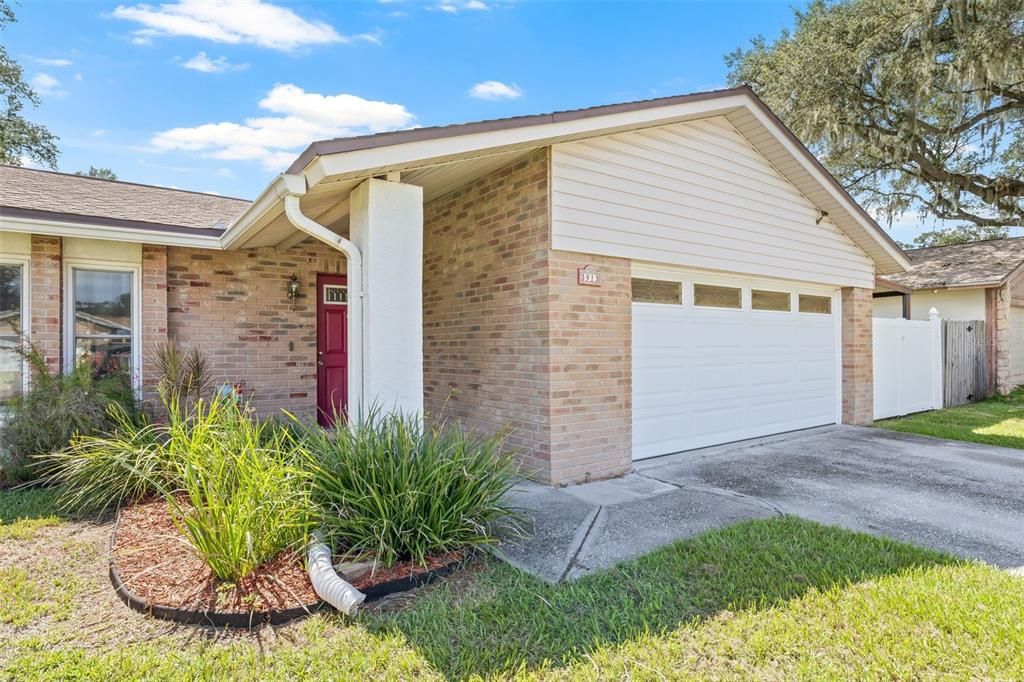 Active With Contract: $390,000 (3 beds, 2 baths, 1450 Square Feet)