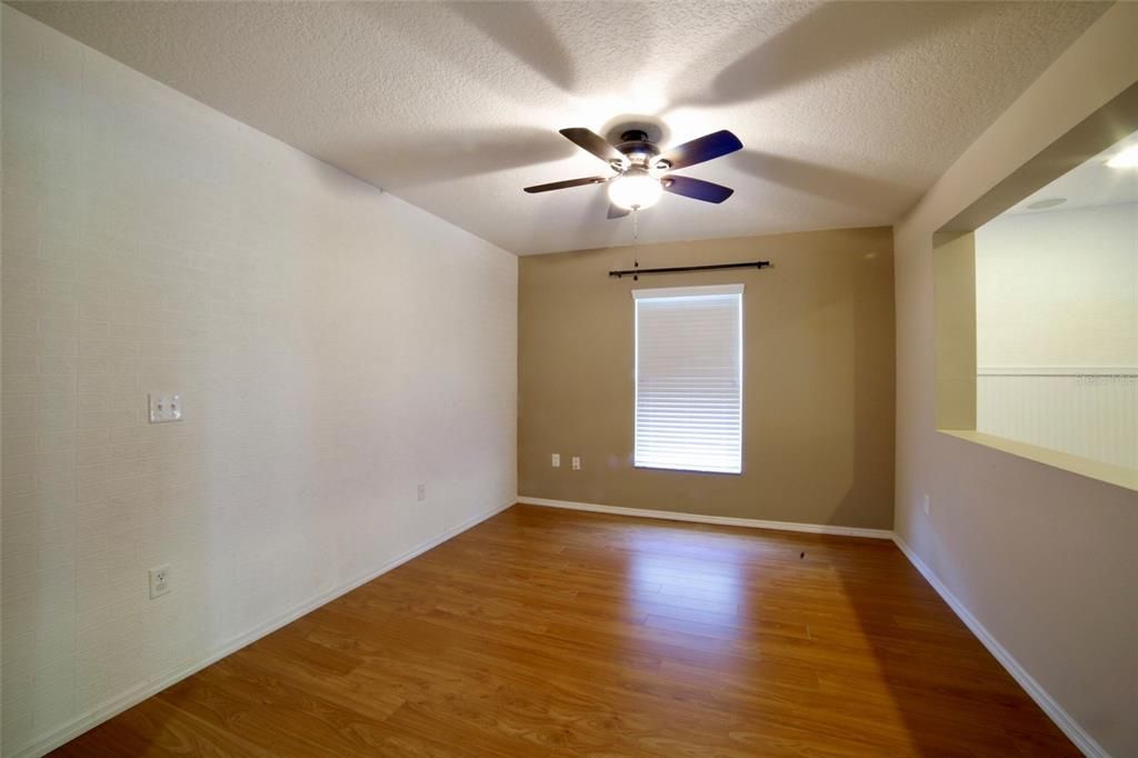 For Rent: $2,600 (3 beds, 2 baths, 1920 Square Feet)