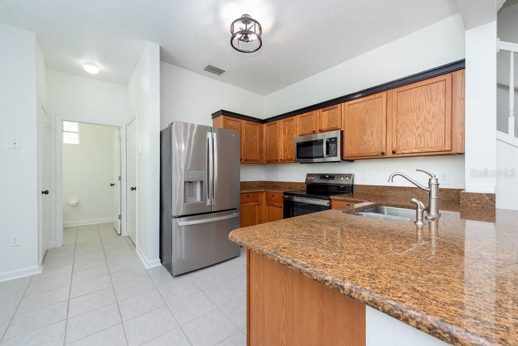 For Sale: $315,000 (3 beds, 2 baths, 1684 Square Feet)