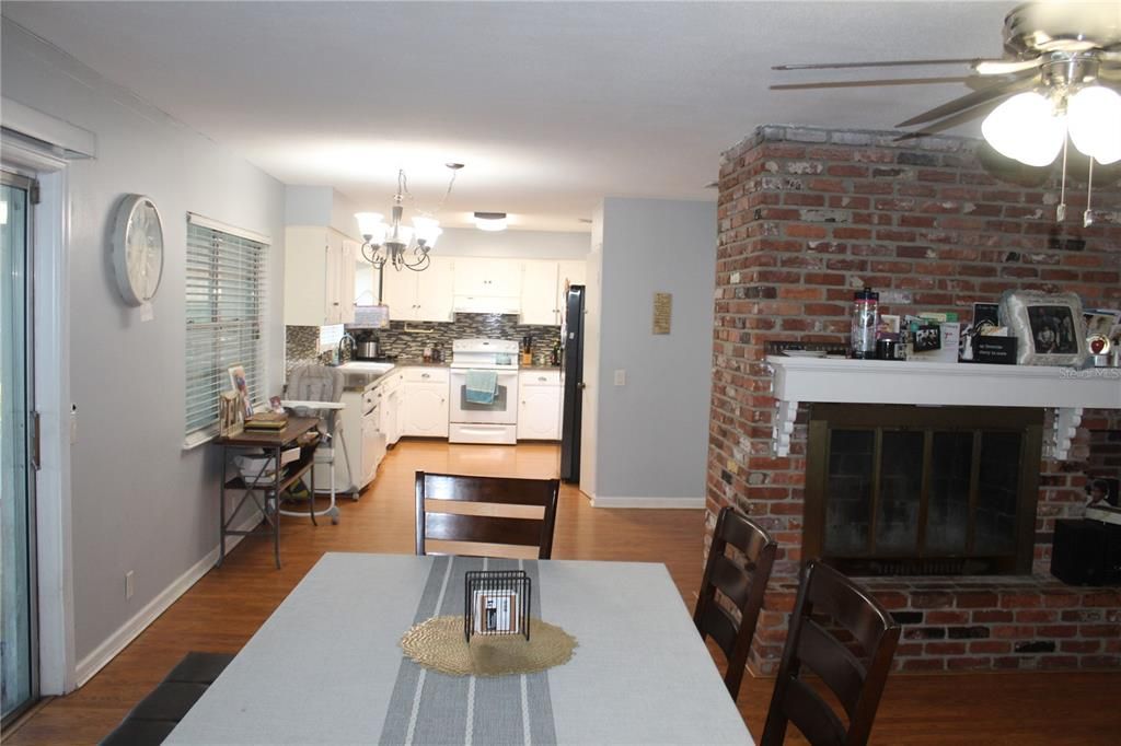 For Sale: $294,500 (4 beds, 2 baths, 1897 Square Feet)