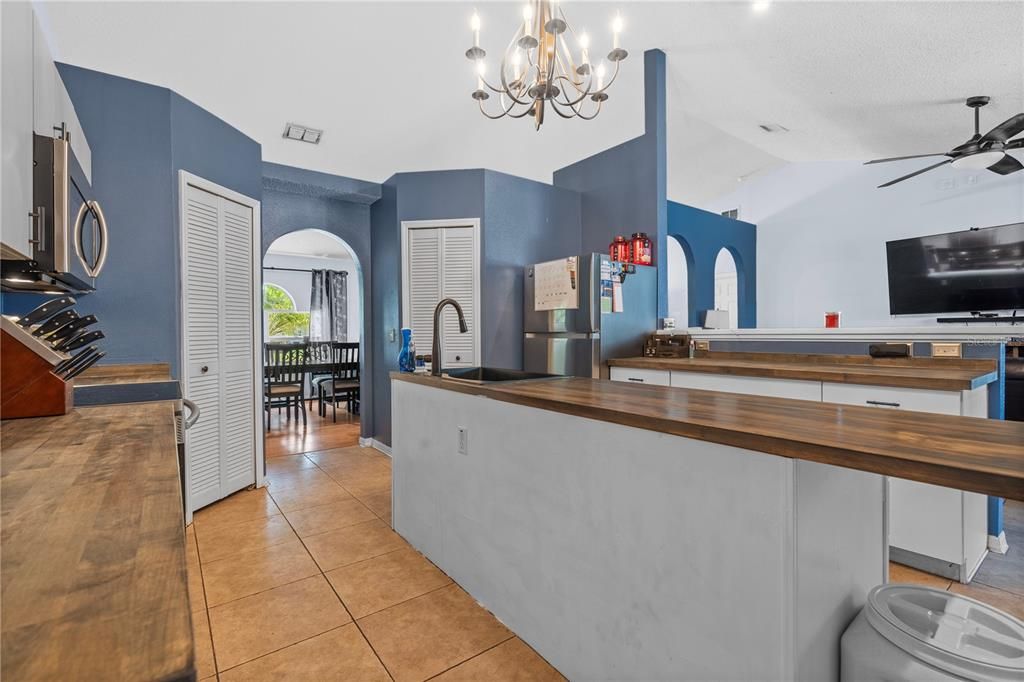 For Sale: $529,000 (4 beds, 2 baths, 2256 Square Feet)