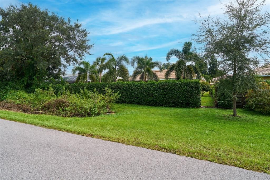 For Sale: $650,000 (3 beds, 2 baths, 1995 Square Feet)