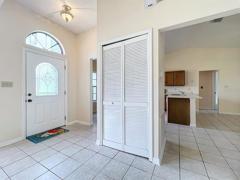 For Sale: $399,900 (3 beds, 2 baths, 1548 Square Feet)