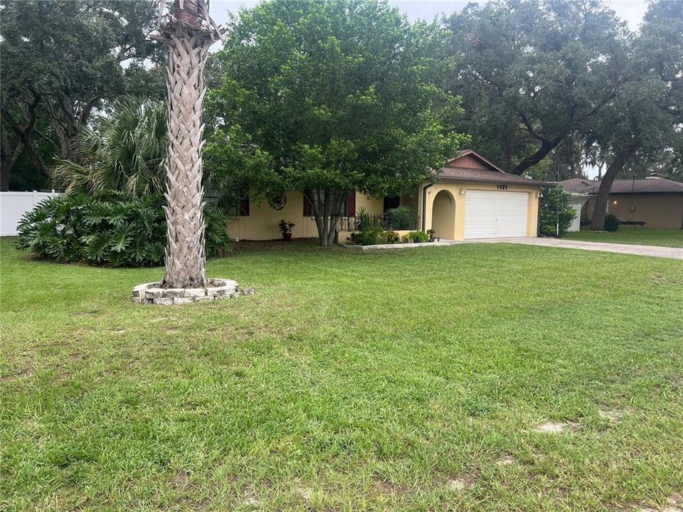 For Sale: $268,500 (2 beds, 2 baths, 1212 Square Feet)