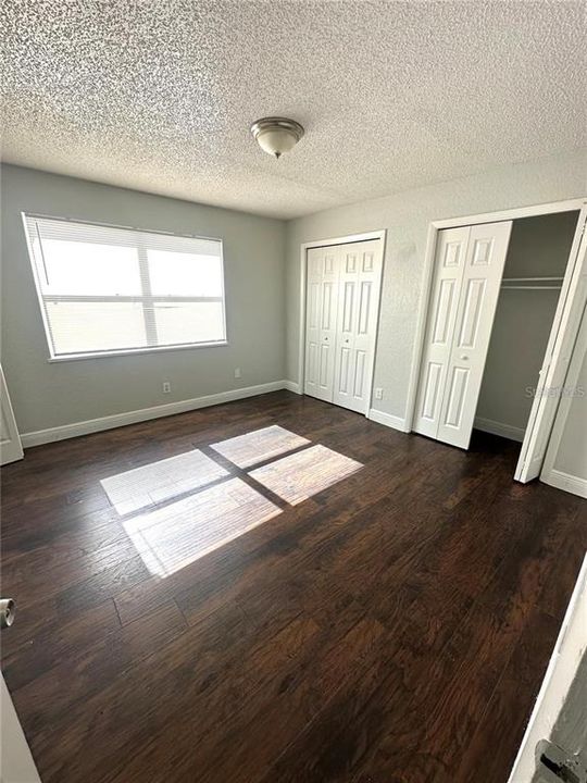 For Rent: $1,397 (2 beds, 1 baths, 936 Square Feet)