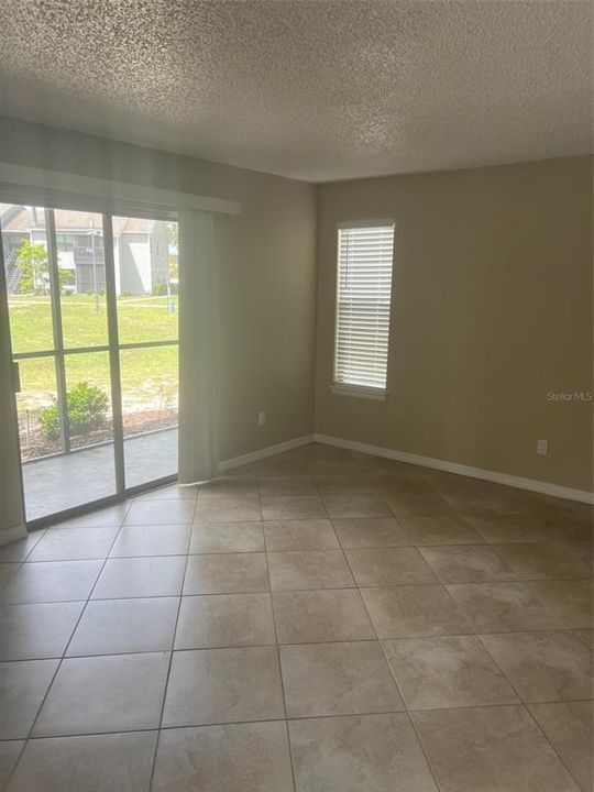 Active With Contract: $164,900 (1 beds, 1 baths, 645 Square Feet)