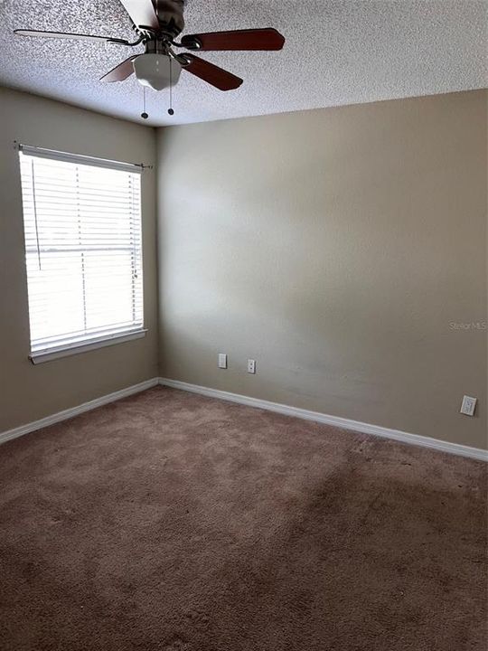 Active With Contract: $164,900 (1 beds, 1 baths, 645 Square Feet)