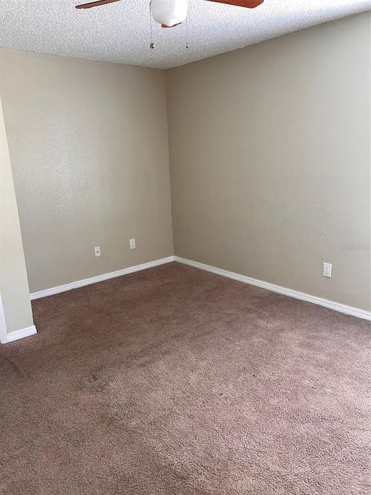 Active With Contract: $164,900 (1 beds, 1 baths, 645 Square Feet)