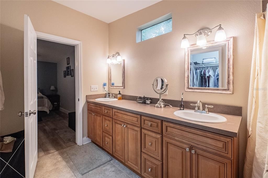 Active With Contract: $349,000 (3 beds, 2 baths, 1830 Square Feet)