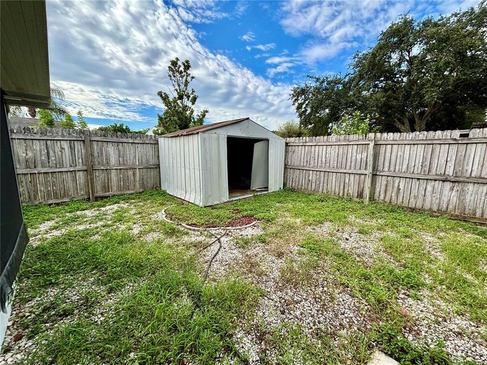 Active With Contract: $275,000 (3 beds, 2 baths, 1156 Square Feet)