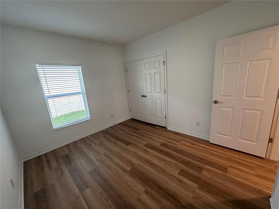 Active With Contract: $2,350 (4 beds, 2 baths, 1974 Square Feet)