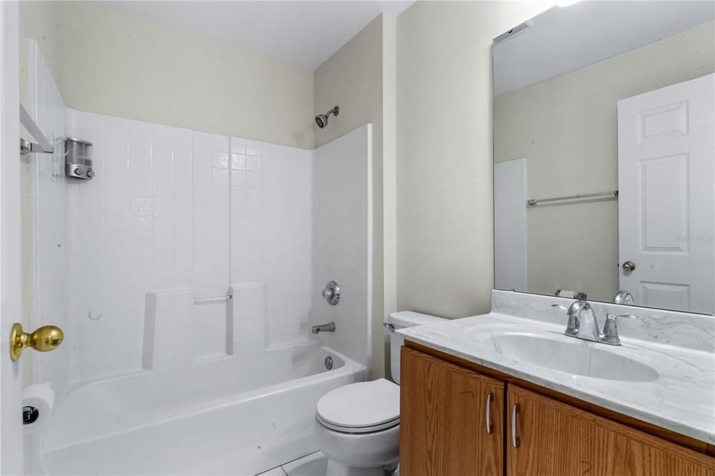 For Sale: $339,900 (3 beds, 2 baths, 1464 Square Feet)