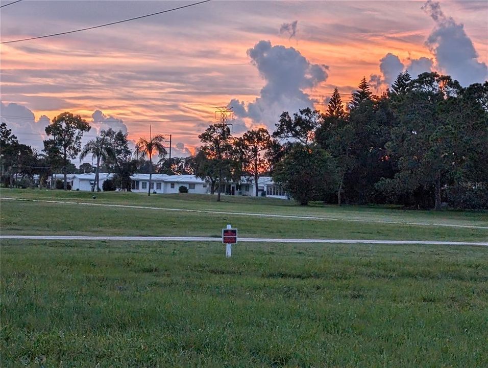 It's the breathtaking beauty of Nature that makes living in Florida AWESOME!