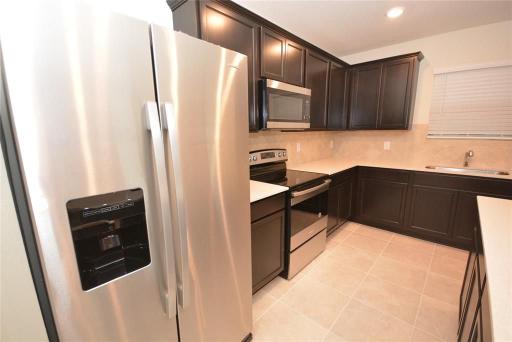 Active With Contract: $2,100 (4 beds, 2 baths, 1865 Square Feet)