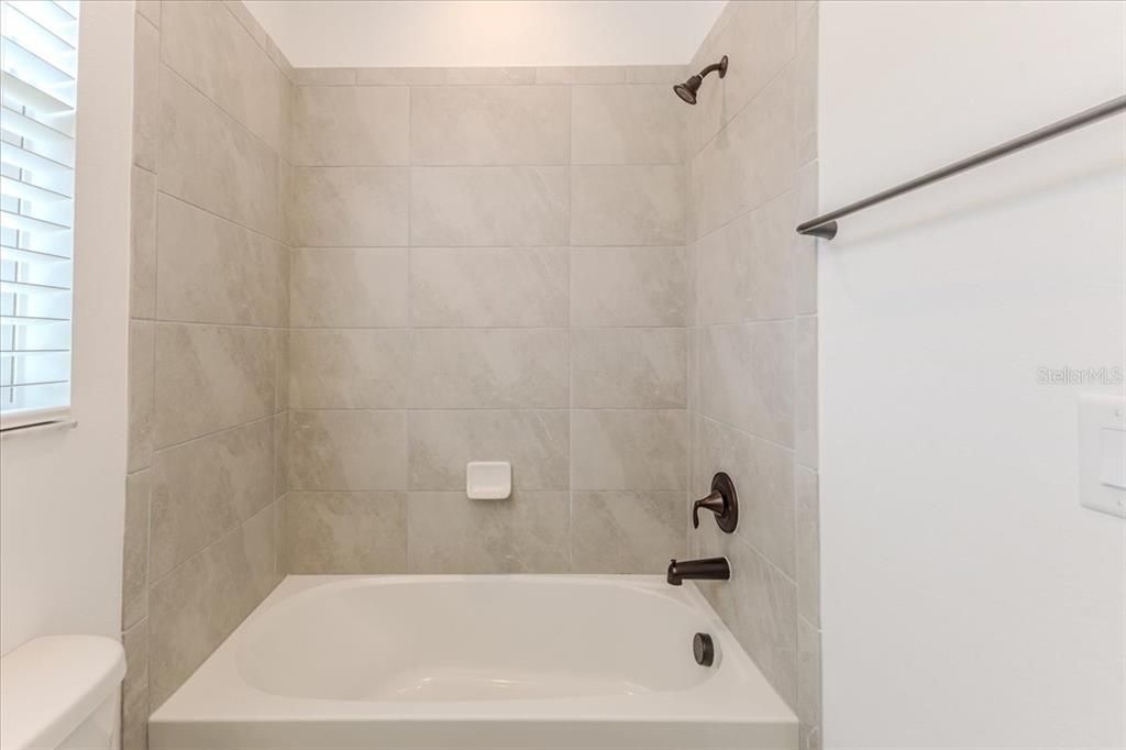 Tub/Shower Combo