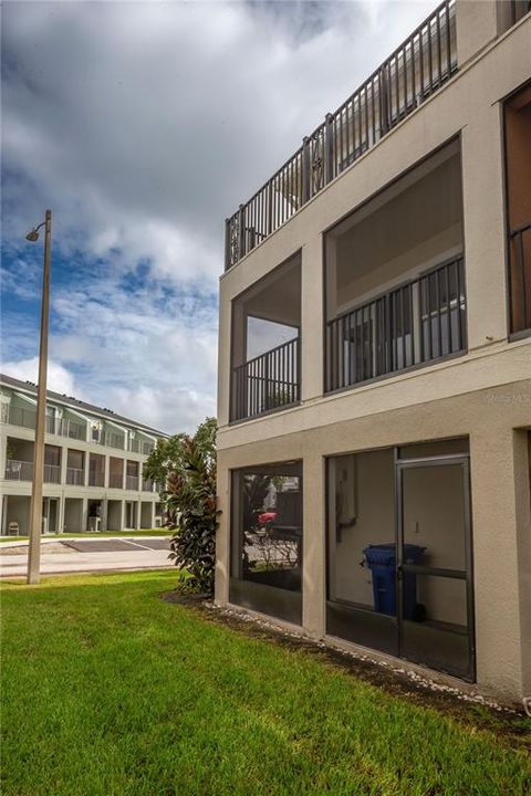 For Sale: $425,000 (3 beds, 2 baths, 1700 Square Feet)