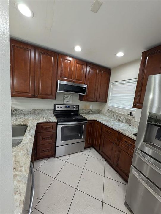 For Rent: $1,700 (2 beds, 2 baths, 1020 Square Feet)