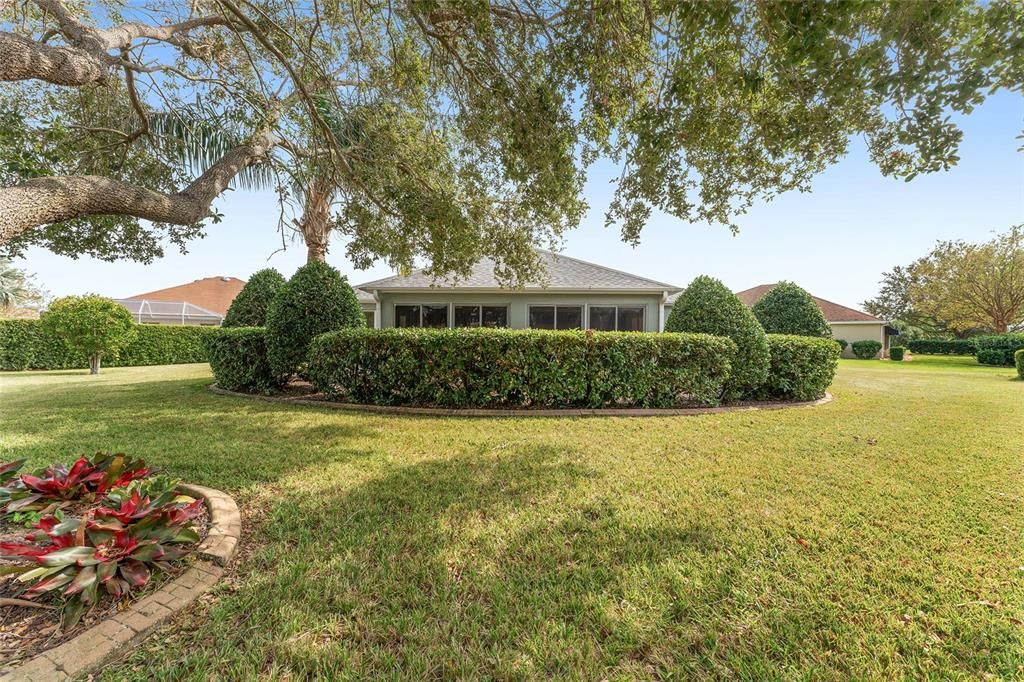 For Sale: $600,000 (3 beds, 2 baths, 2021 Square Feet)