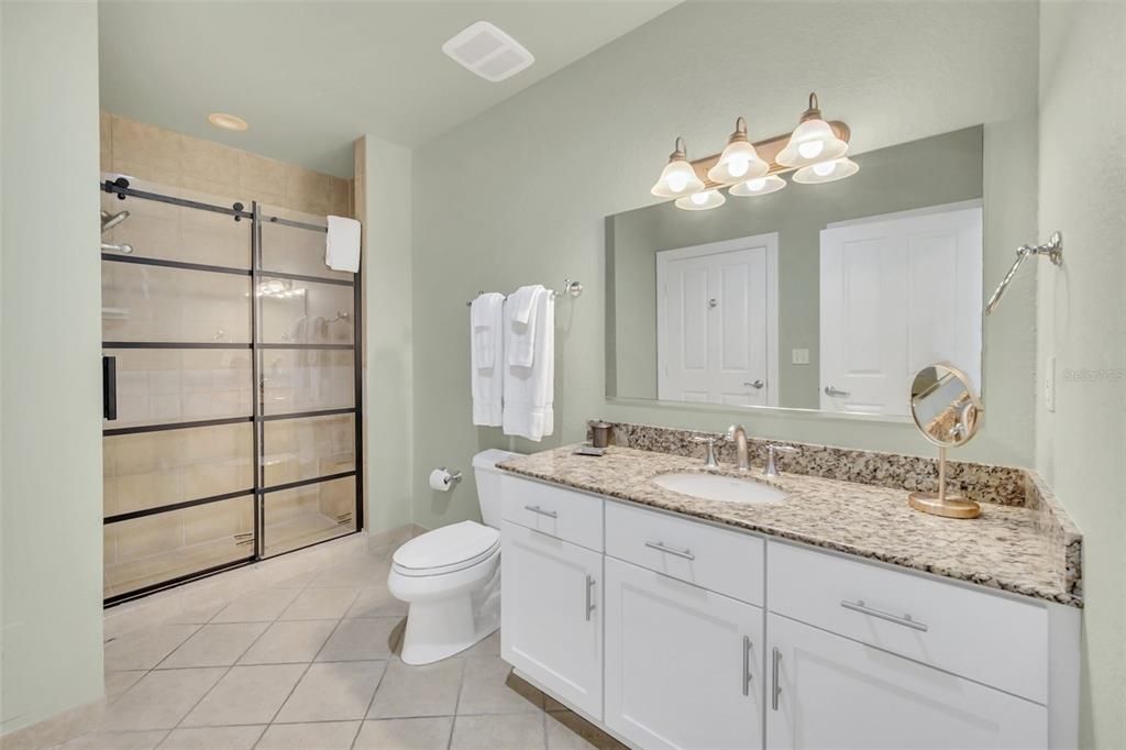 Active With Contract: $2,100 (3 beds, 3 baths, 2124 Square Feet)