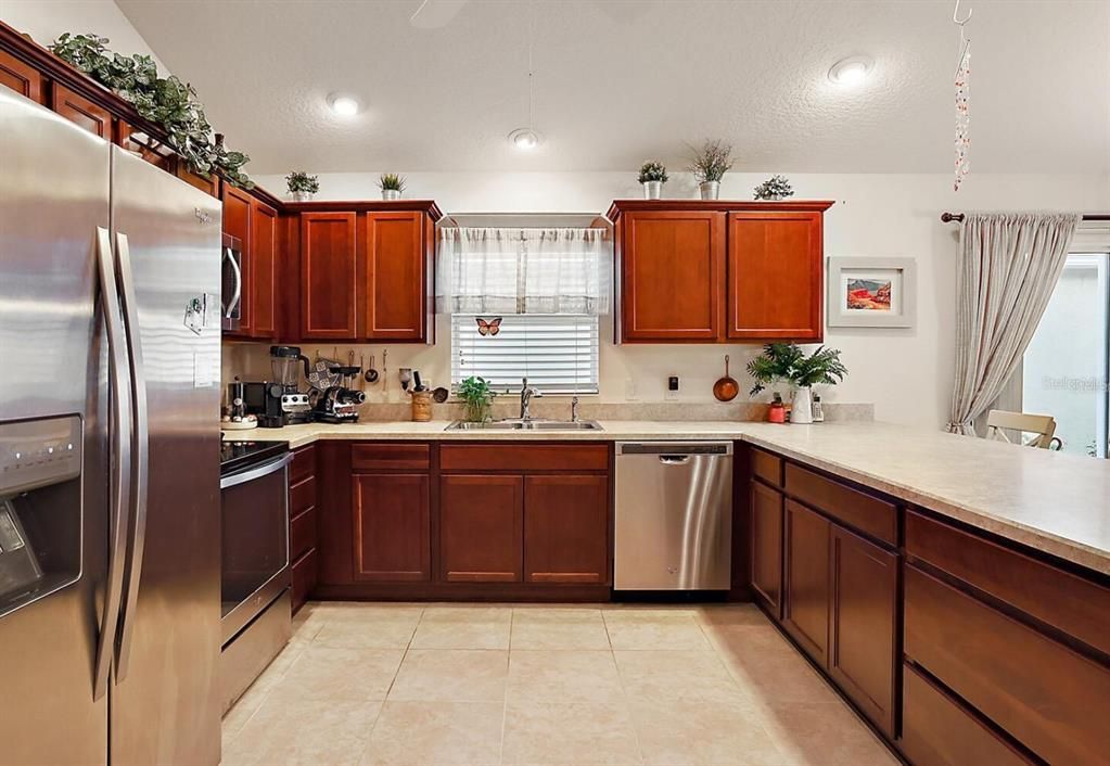 Large Open Kitchen