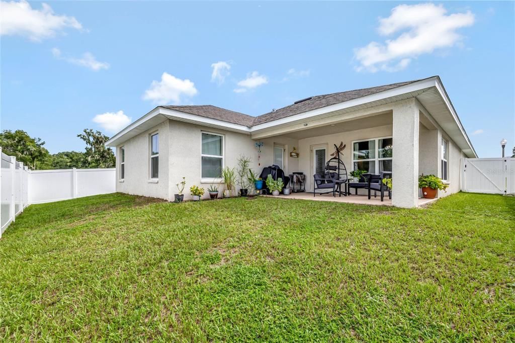 For Sale: $385,000 (3 beds, 2 baths, 1950 Square Feet)