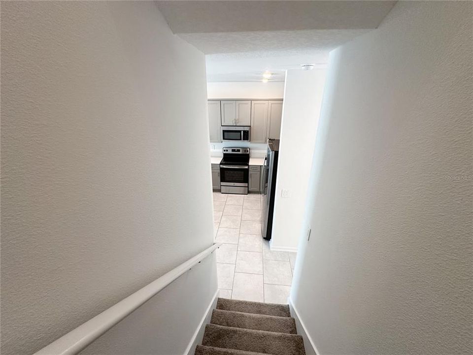 For Rent: $2,400 (3 beds, 2 baths, 1793 Square Feet)