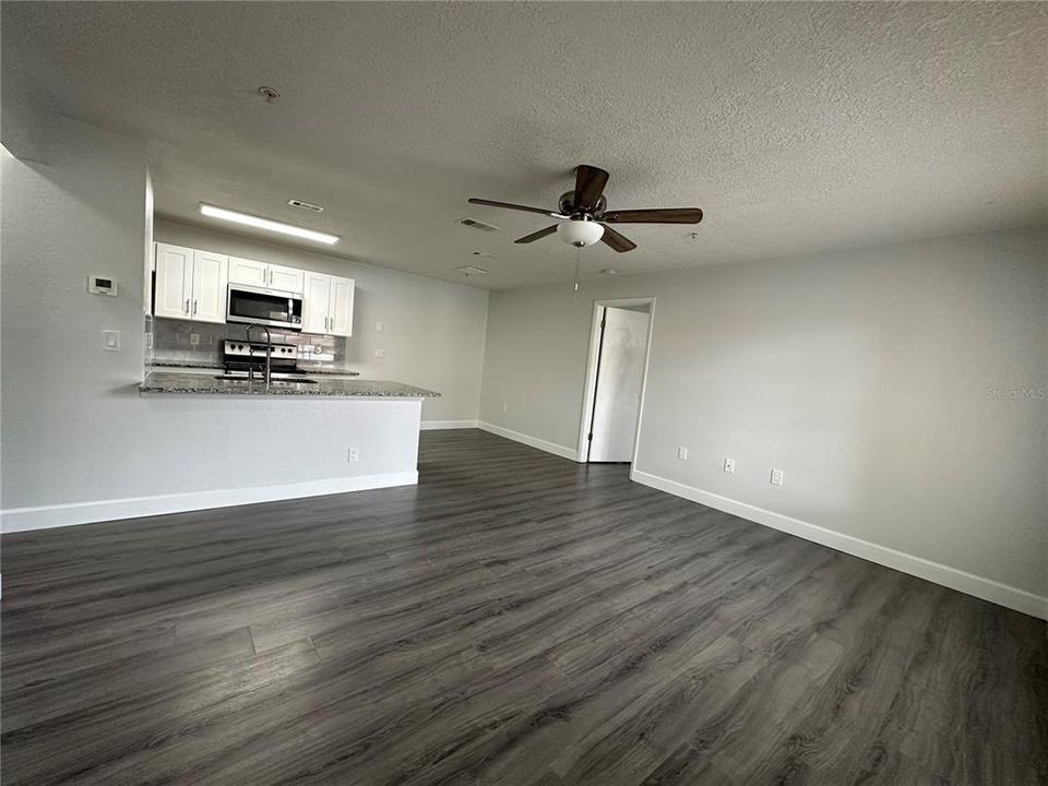 For Rent: $1,700 (2 beds, 2 baths, 1019 Square Feet)