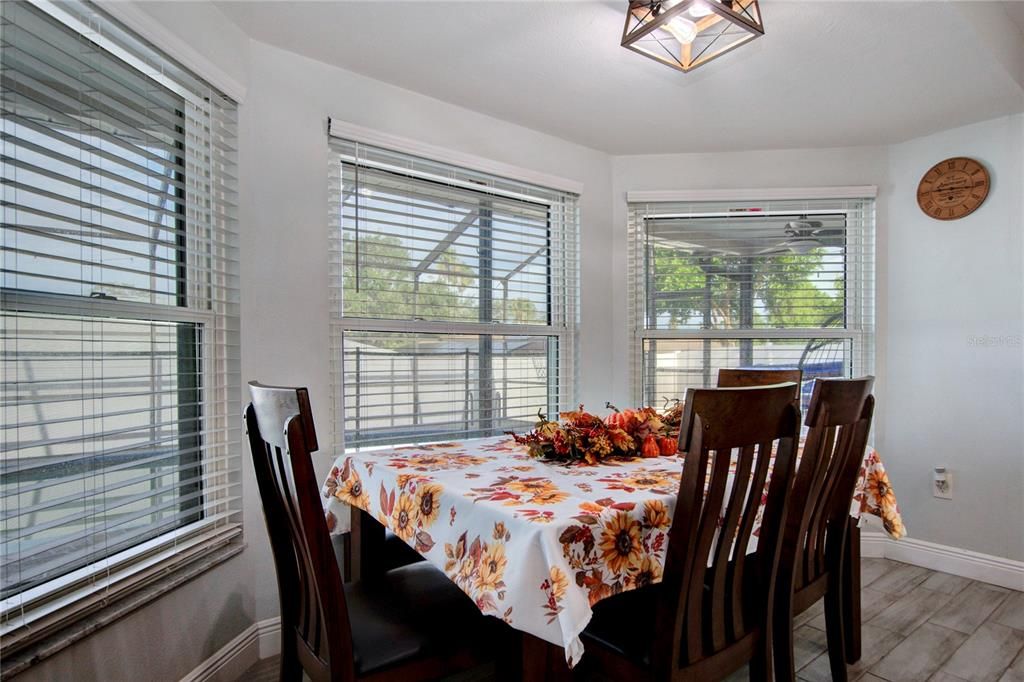 Dinette / Eat-in Kitchen area