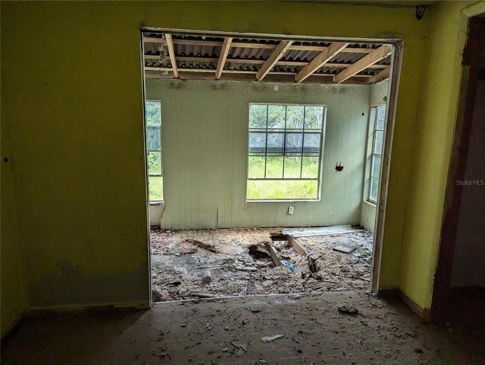 Dining room leading to back room