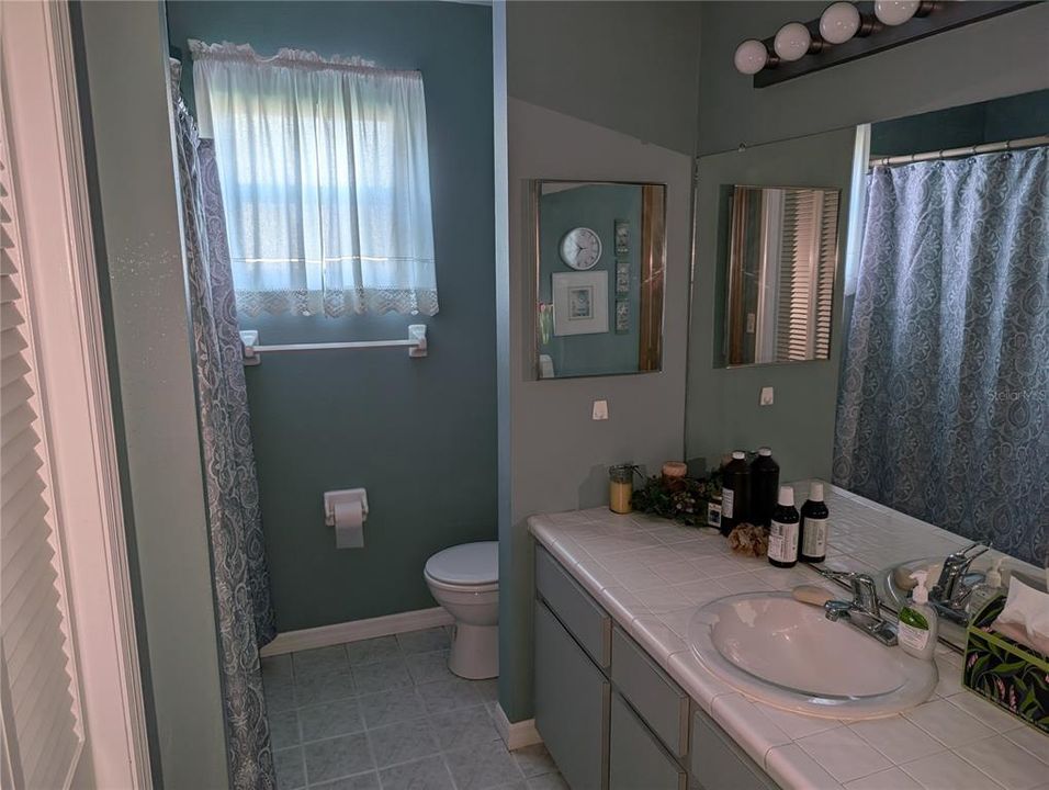 2nd bathroom