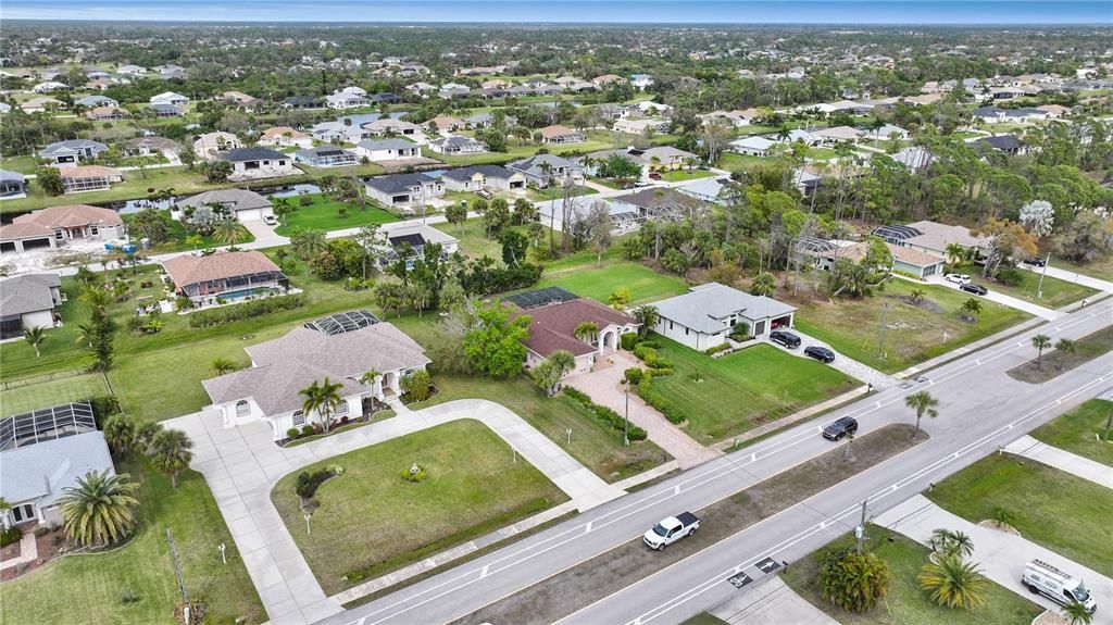 For Sale: $669,000 (3 beds, 2 baths, 2577 Square Feet)