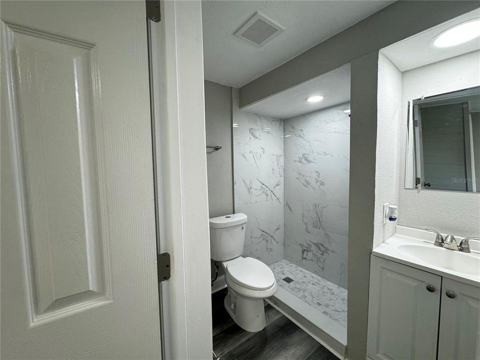 2nd Bathroom shared between 2nd & 3rd Bedroom