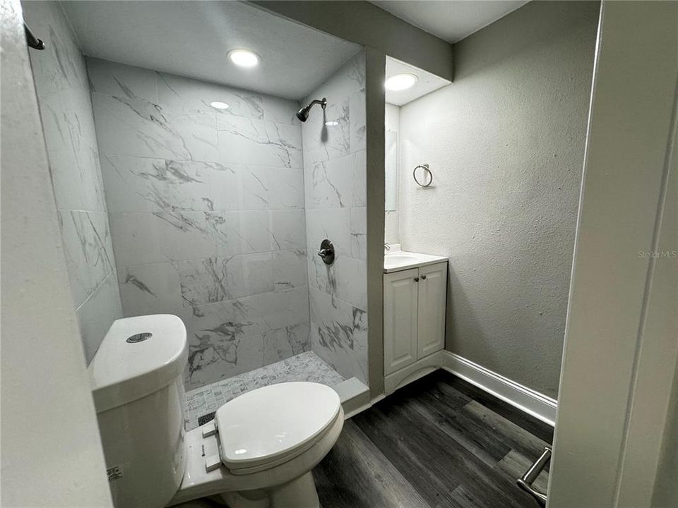 2nd Bathroom shared between 2nd & 3rd Bedroom