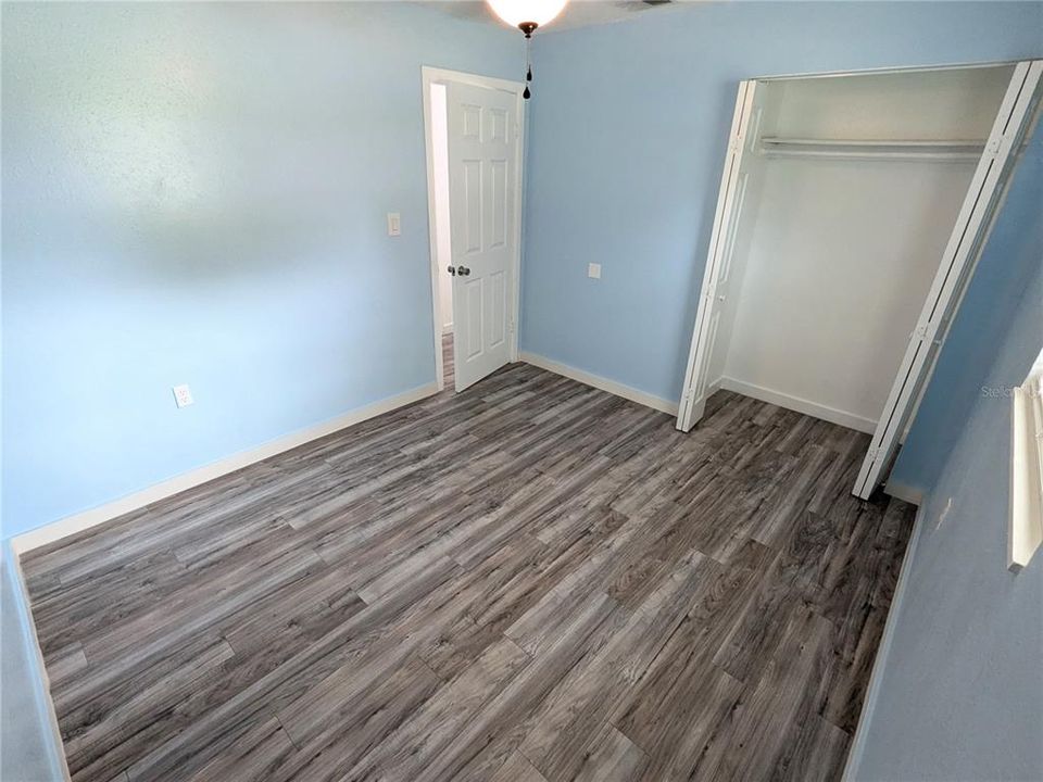 For Sale: $228,000 (3 beds, 1 baths, 912 Square Feet)