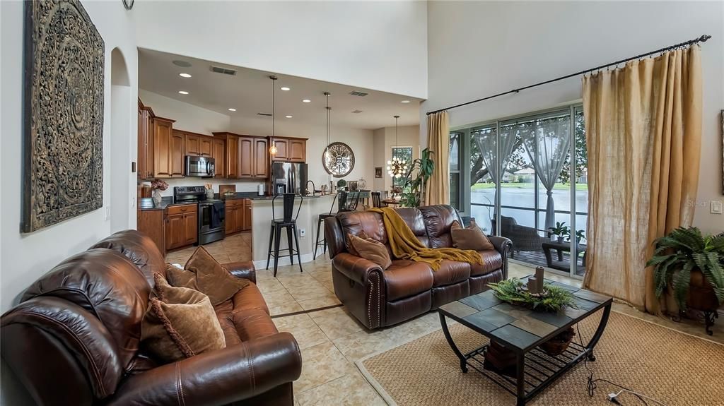 Living Room / Kitchen