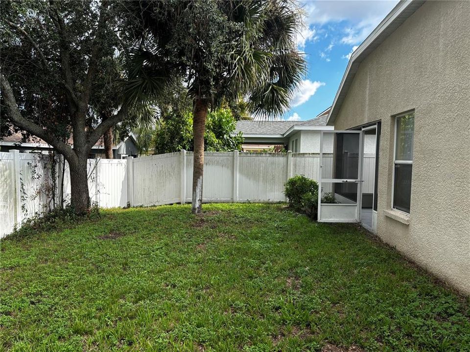 For Sale: $339,000 (3 beds, 2 baths, 1298 Square Feet)