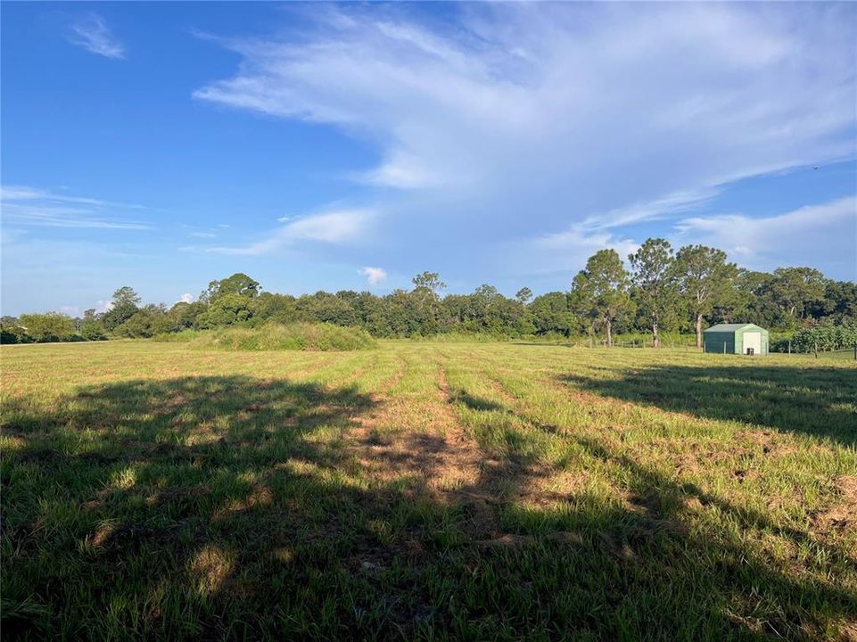 Active With Contract: $119,000 (0.92 acres)