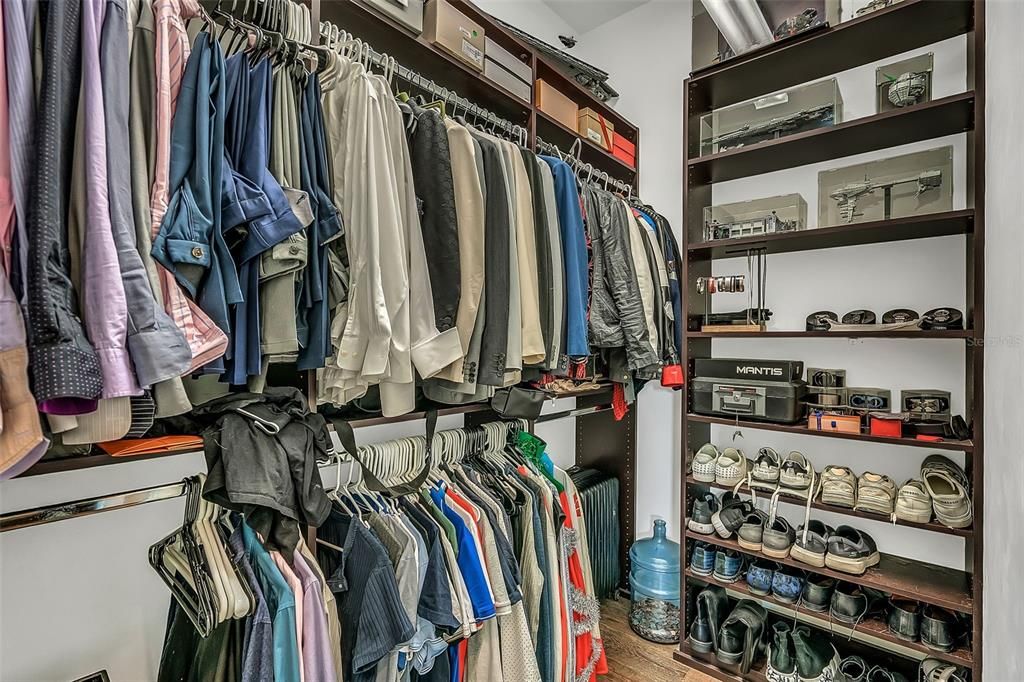 Owners closet 1