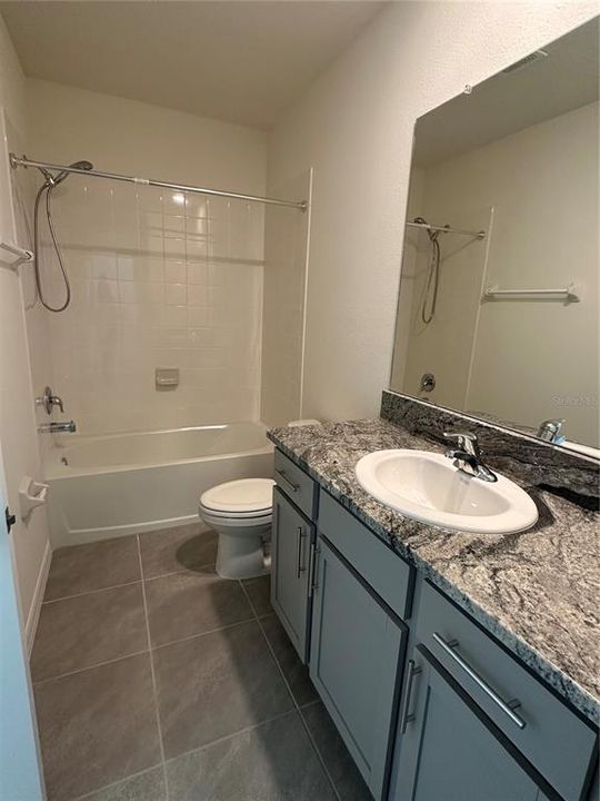 For Rent: $2,600 (3 beds, 2 baths, 1672 Square Feet)