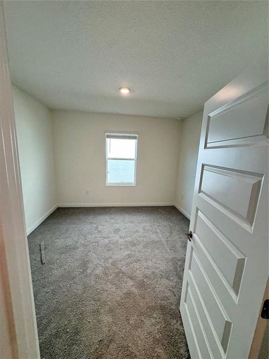 For Rent: $2,600 (3 beds, 2 baths, 1672 Square Feet)