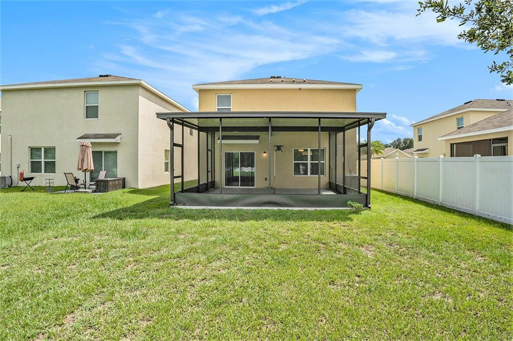 For Sale: $425,000 (4 beds, 2 baths, 2022 Square Feet)