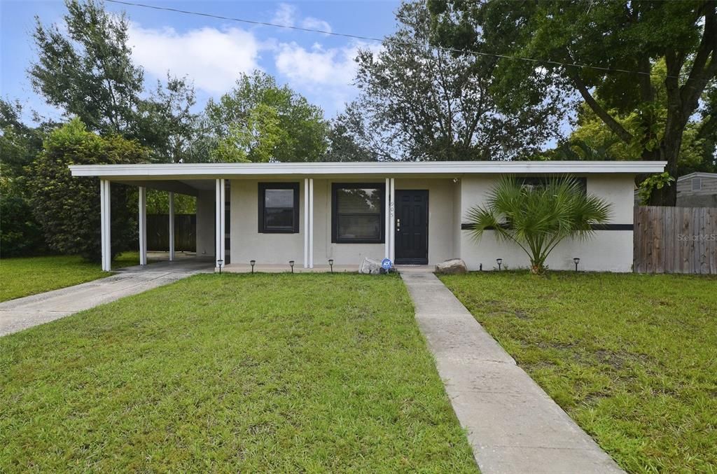 Azalea Park charmer with a large fenced yard, REMODELED INTERIOR and easy access to Downtown - welcome to Faber Dr!