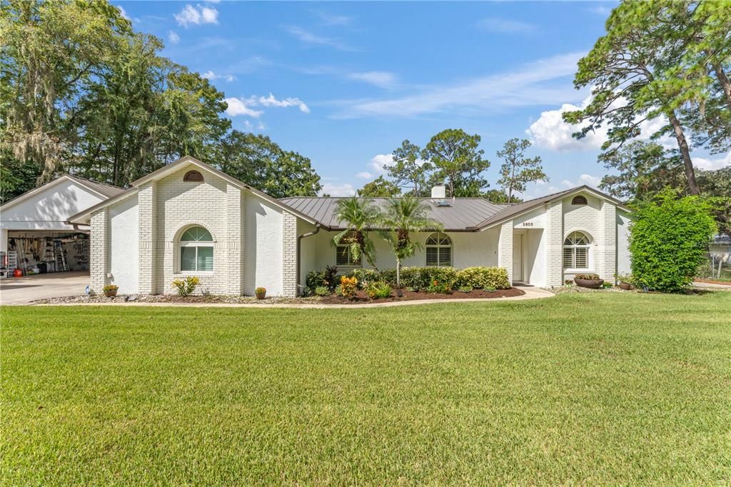 For Sale: $1,050,000 (3 beds, 2 baths, 2127 Square Feet)