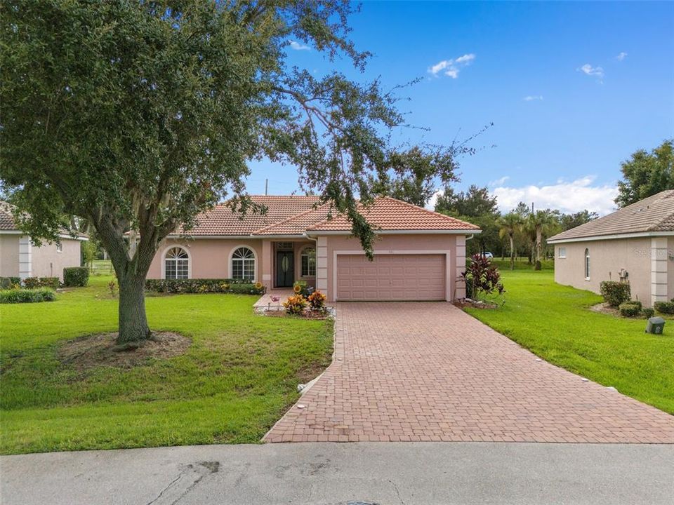 For Sale: $329,000 (4 beds, 2 baths, 1837 Square Feet)