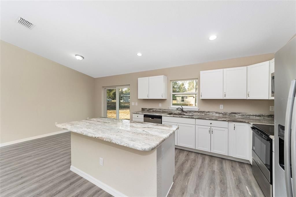 Active With Contract: $259,000 (3 beds, 2 baths, 1400 Square Feet)